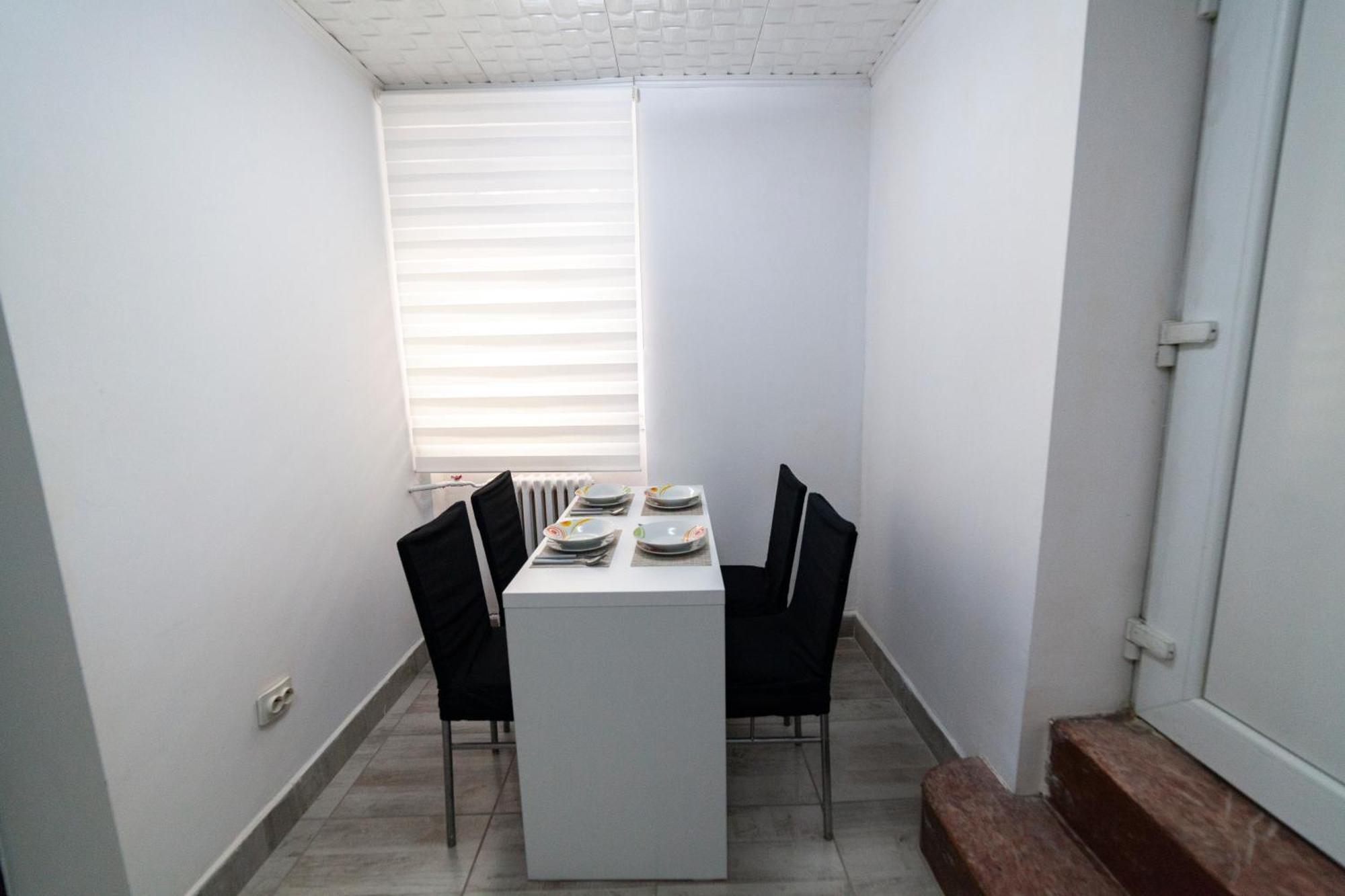 Arad City Center Comfortable Apartment Bagian luar foto
